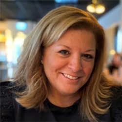 250x250_Athinna Papadopoulou_2026.jpg