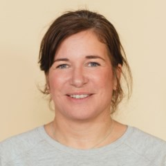 Maria Midstam, barnmorska