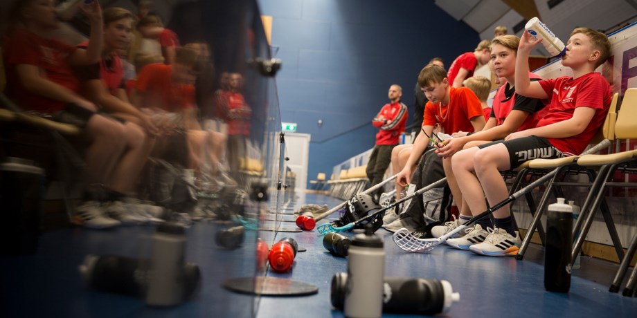 Barn i omklädningsrummet IBK Vänersborg