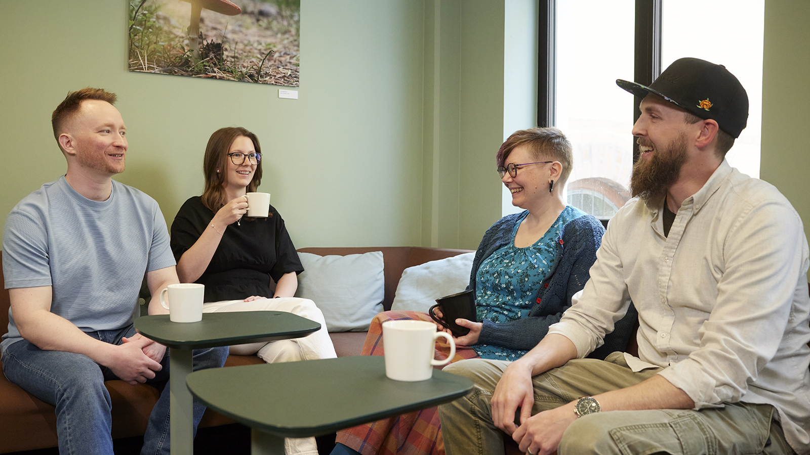 Johan Persson, Julia Ellström, Kristina Nylander och Bosse de Roos arbetar som systemutvecklare på IT-hubben.