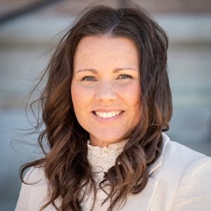 Team runt kunden - Cecilia T.jpg