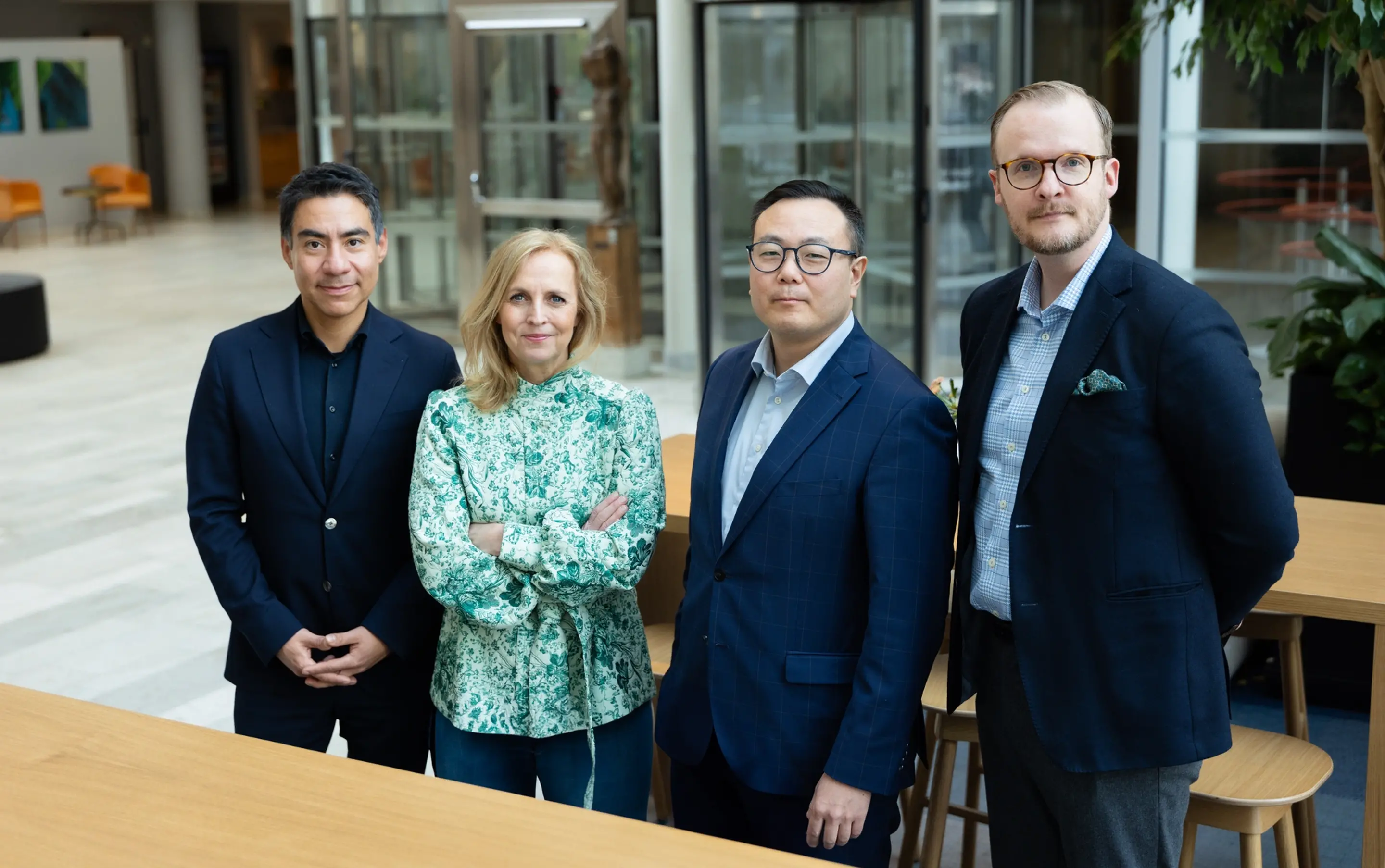 Gruppfoto av våra experter inom ekonomi.