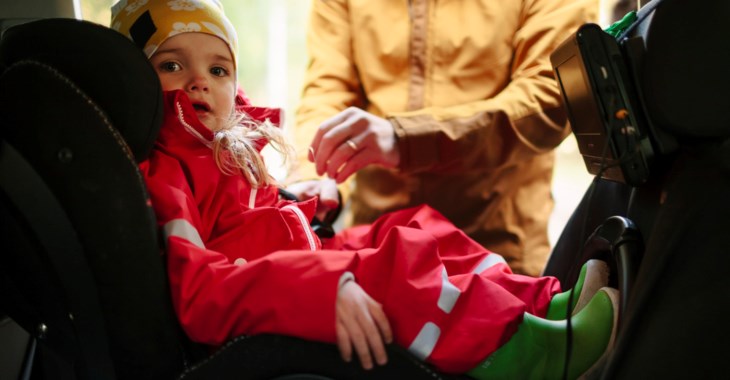 Barn i bilbarnstol