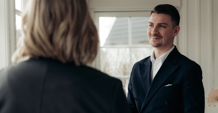 Linus Meyer, fastighetsmäklare