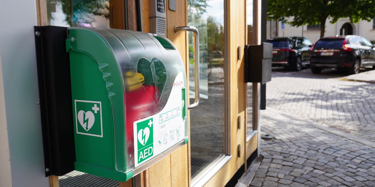 hjärtstartare utanför kontor