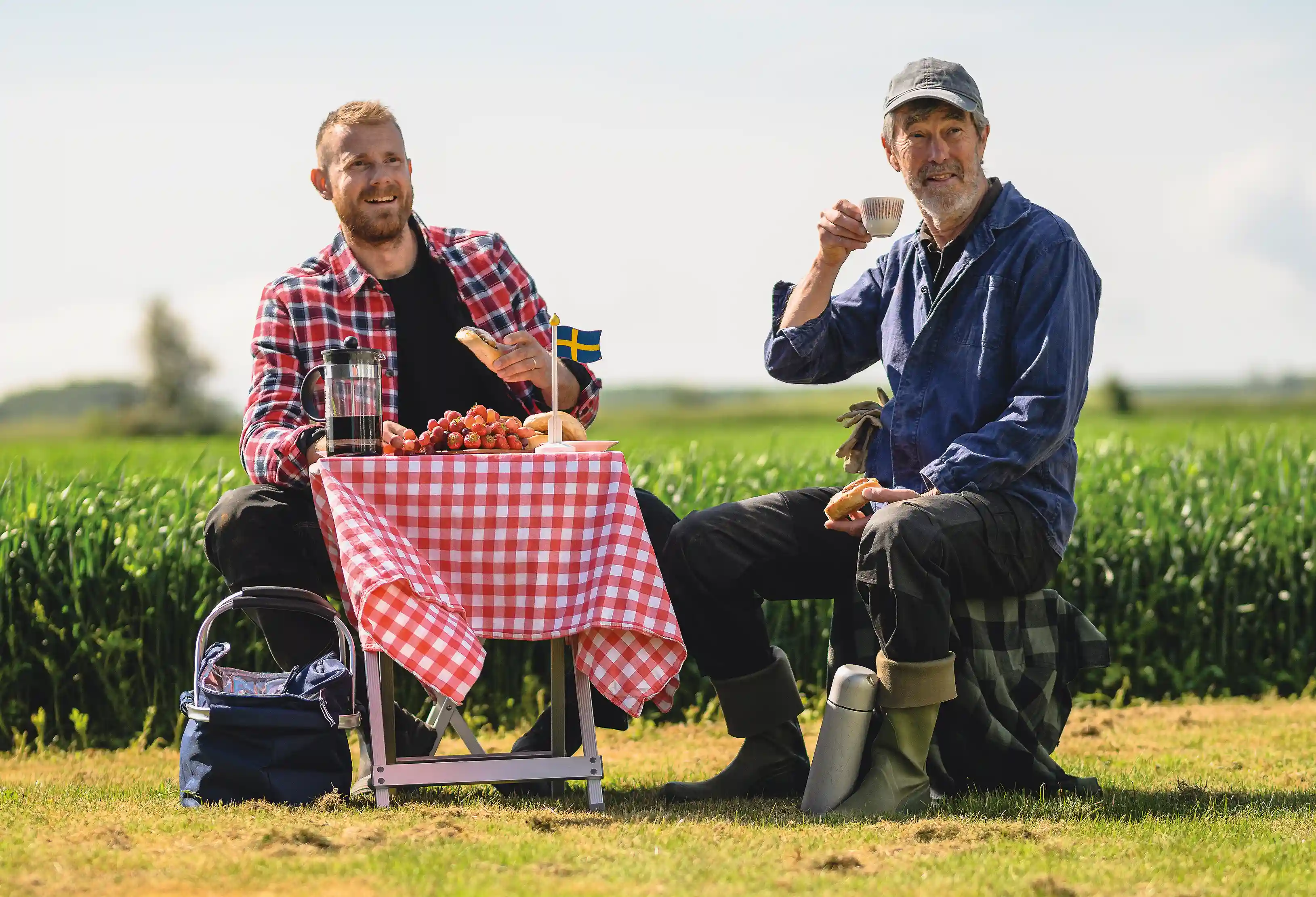 Fika vid gärdeskanten