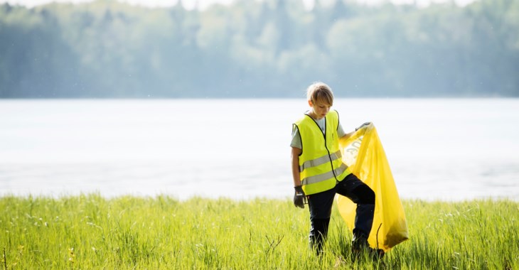 På lördag städar 200 barn och ungdomar  över hela Halland!