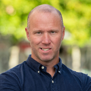 Team runt kunden - jocke.jpg