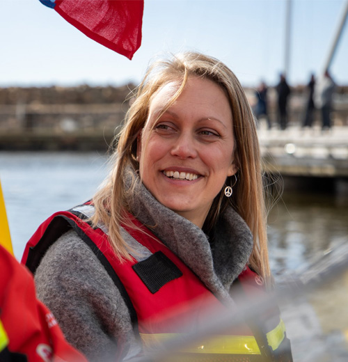 Sofie, hållbarhetsstrateg ombord på räddningsbåten "Länsförsäkringar Halland".
