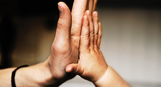 Vi utser årets barnrättskämpe