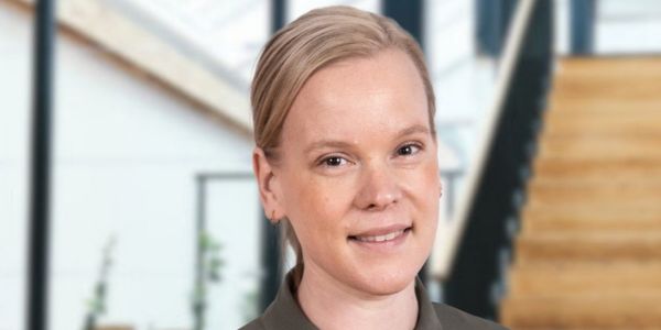 Emma Svensson. Porträttfoto.