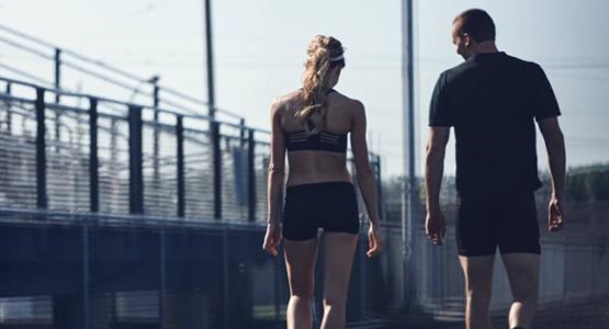 Vältränat par bakifrån. 