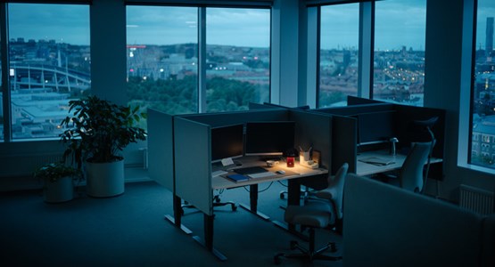 Foto på ett tomt kontor